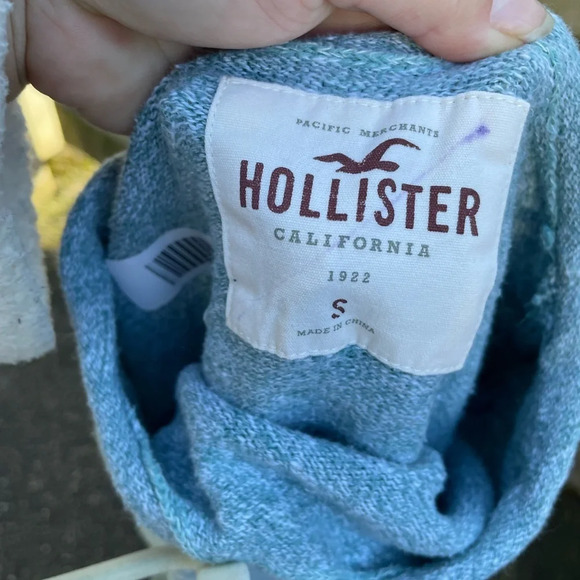 HOLLISTER WOMENS PULLOVER - Picture 2 of 3